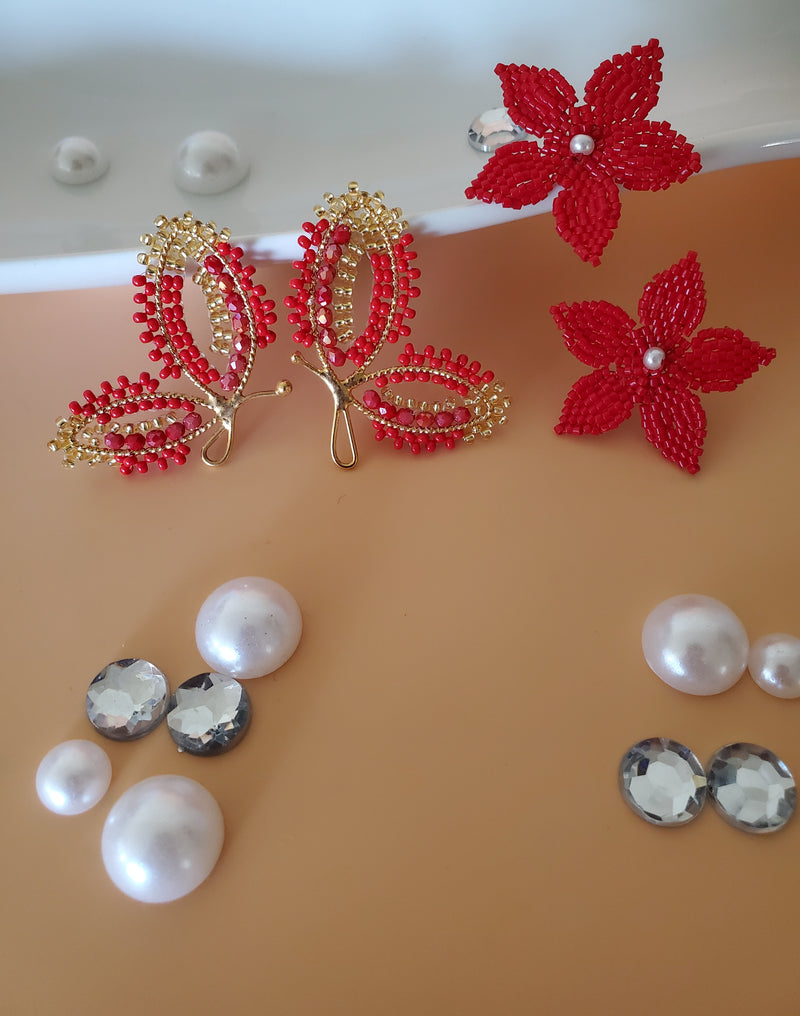 Red Lovers Studs