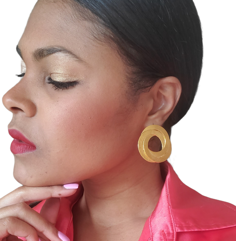 Luxury 24K Swirl Earring Stud